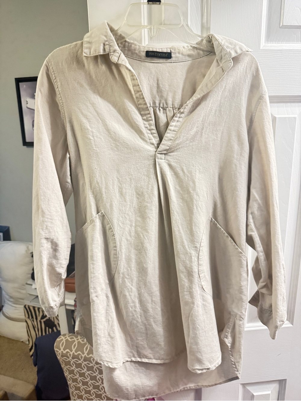 For Cynthia Cream Linen blend V-Neck Tunic Top